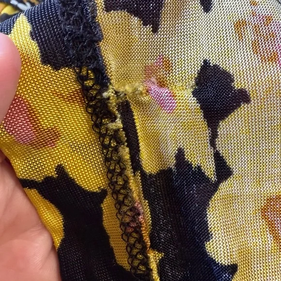 Free People Yellow Black Floral Love
Visitar >
Letter Swing Dress medium - Picture 9 of 11